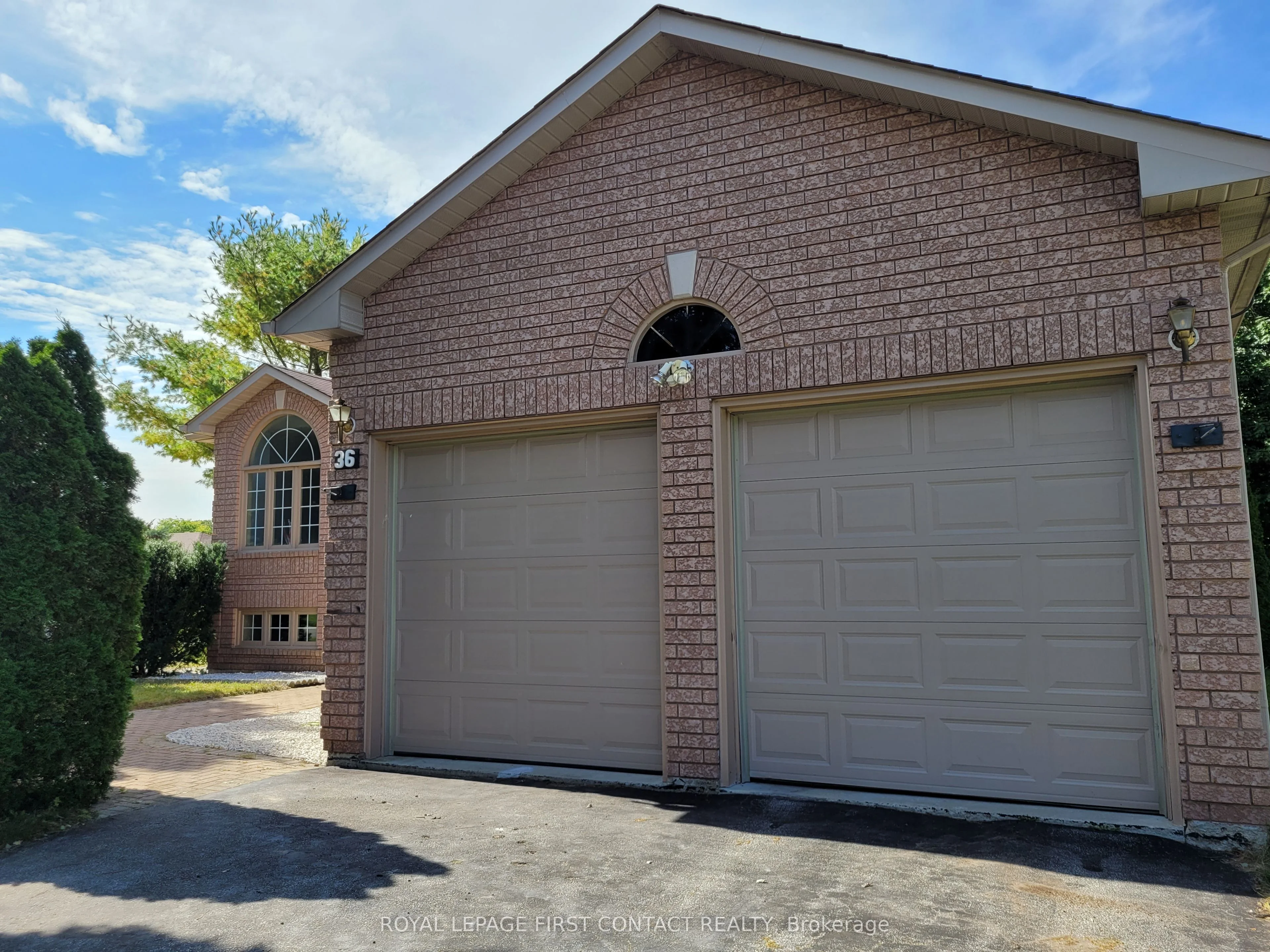 36 Acorn Crescent, Wasaga Beach, ON L9Z 1L6