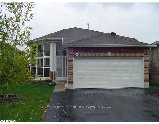 55 Nicole Marie Avenue, Barrie, ON L4M 6Y6