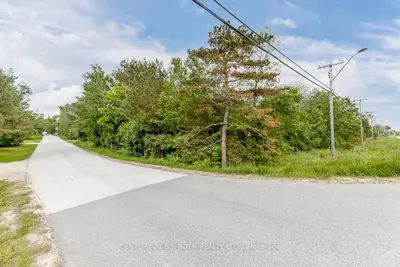 9412 Beachwood Road, Collingwood, On L9y 3z1