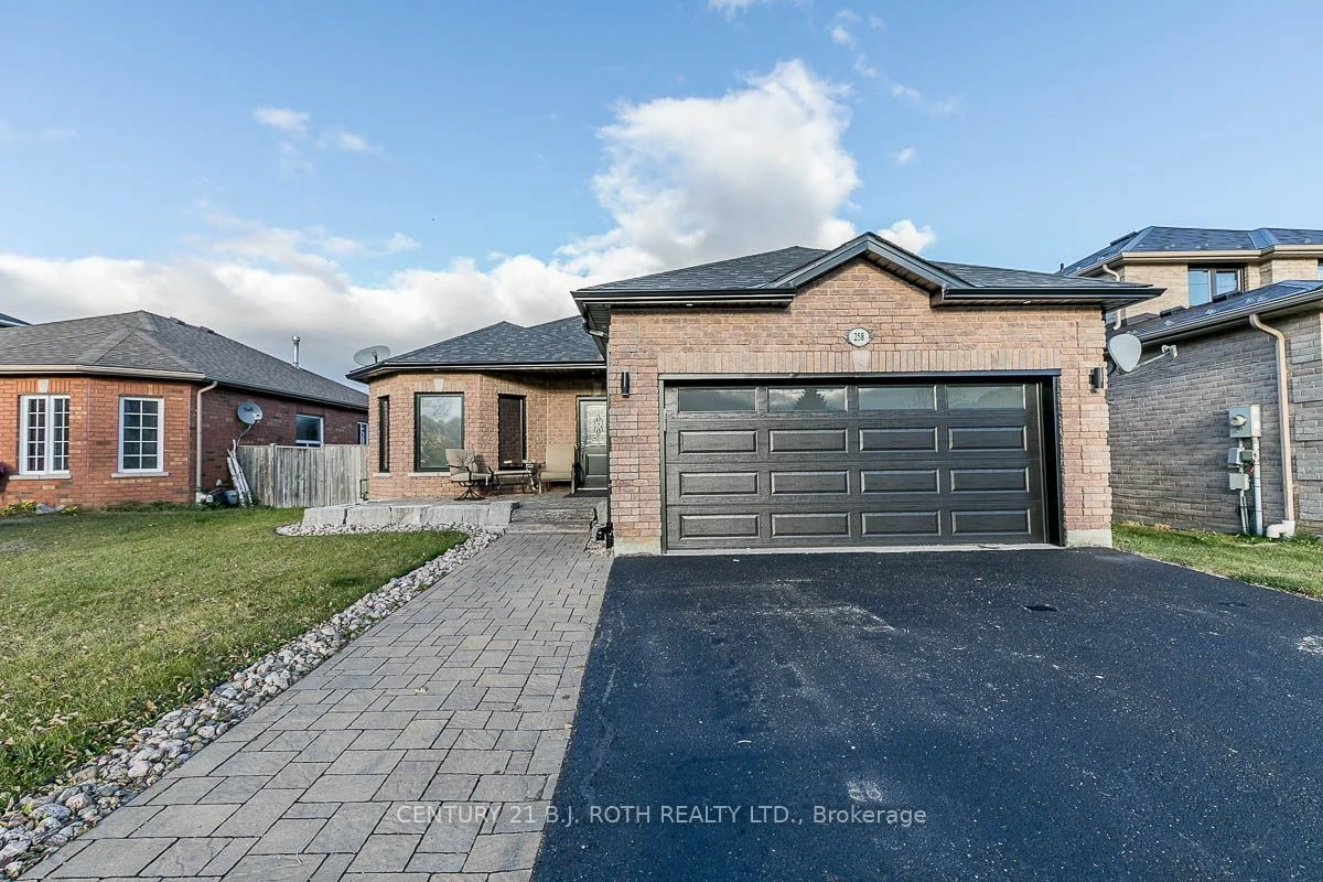 258 Livingstone Street E, Barrie, ON L4M 6N6