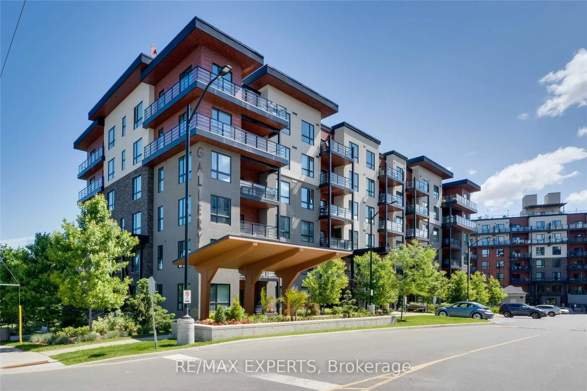 300 ESSA Road 507, Barrie, ON L9J 0B9