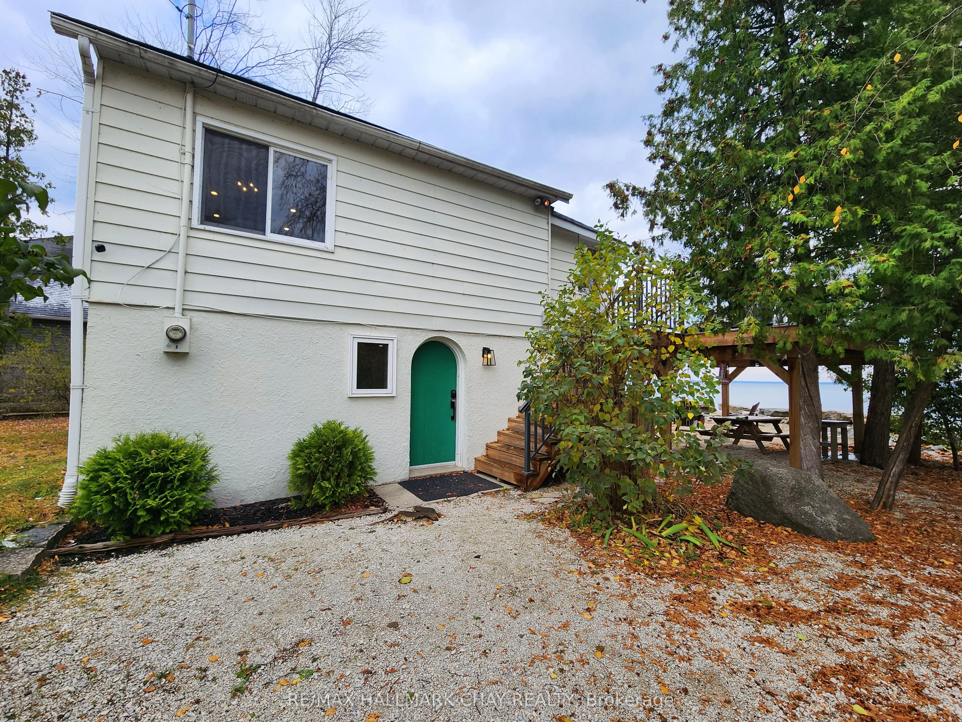 16 William Avenue, Wasaga Beach, On L9z 2x3