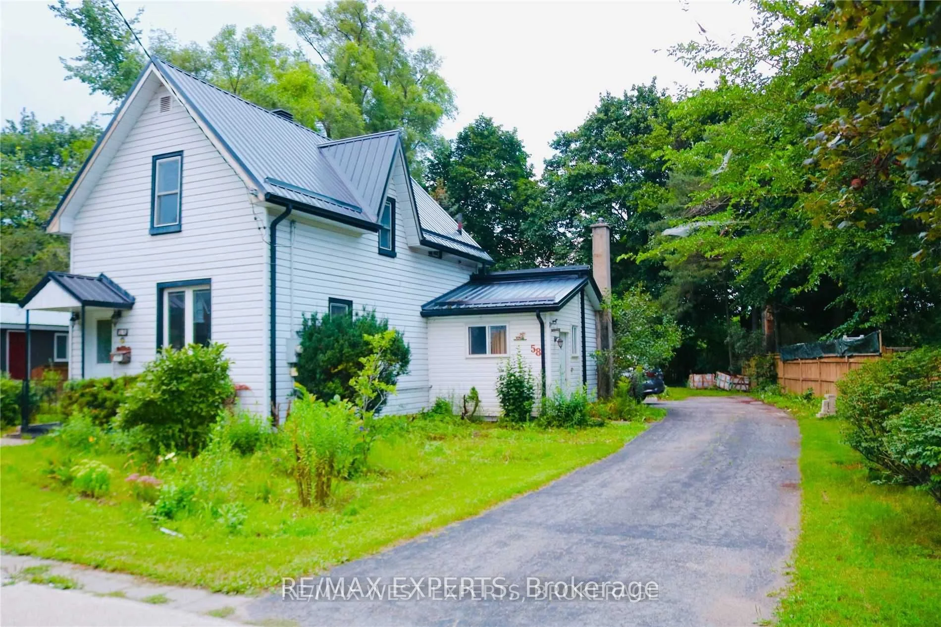 58 Tiffin Street, Barrie, On L4n 2m9