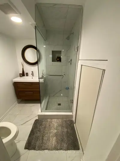 Detached in Barrie