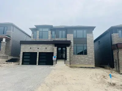 4 Del Ray Crescent, Wasaga Beach, ON L9Z 1J7