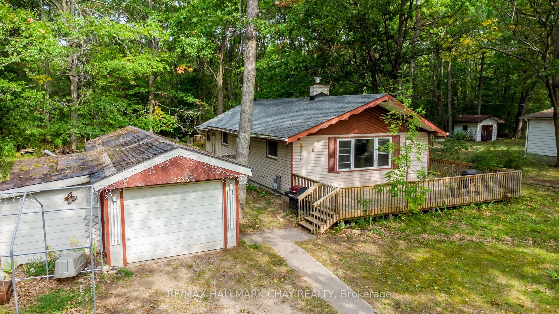 2238 KLONDIKE PARK Road, Wasaga Beach, ON L9Z 2W9