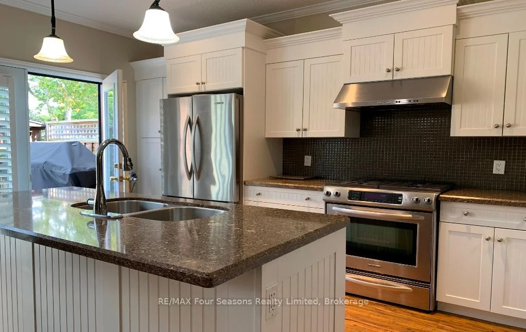 139 Beech Street, Collingwood, On L9y 2t2