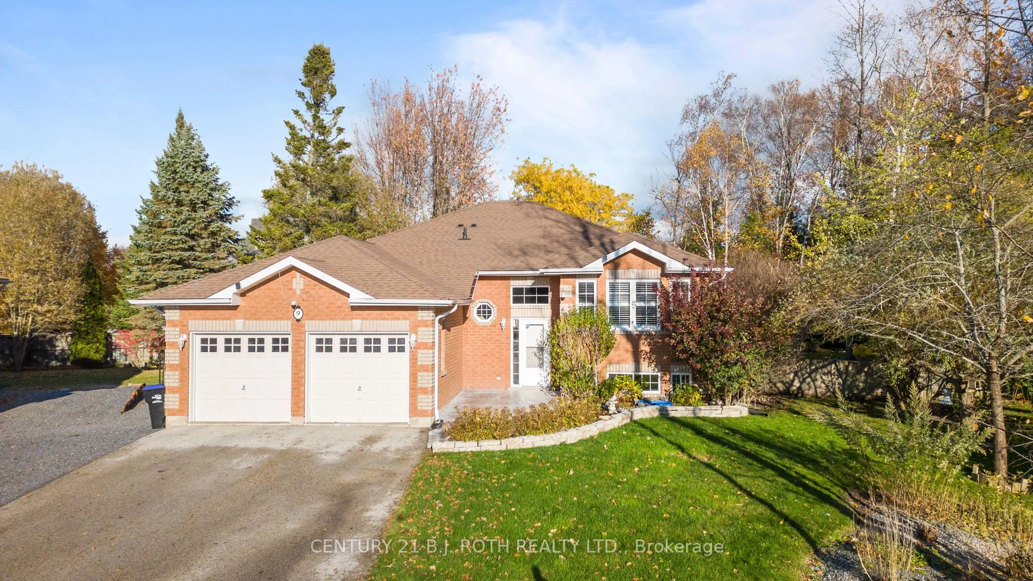 9 kenwell Court, Wasaga Beach, ON L9Z 1H1