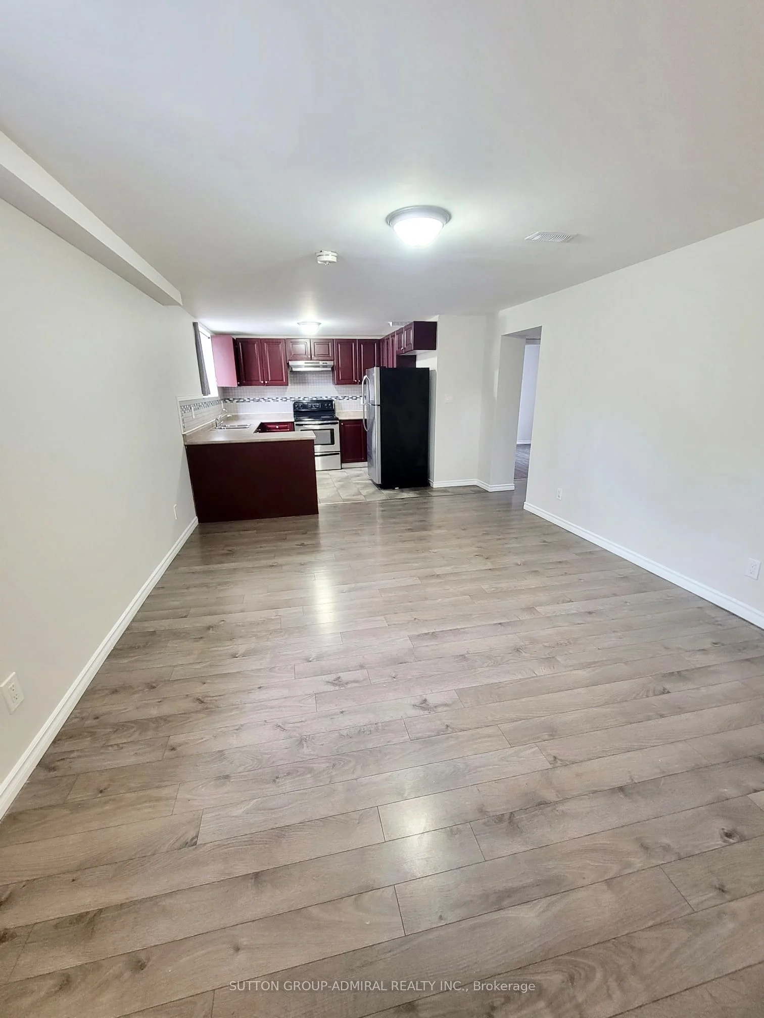 110 Cumberland Street, Barrie, On L4n 2p7