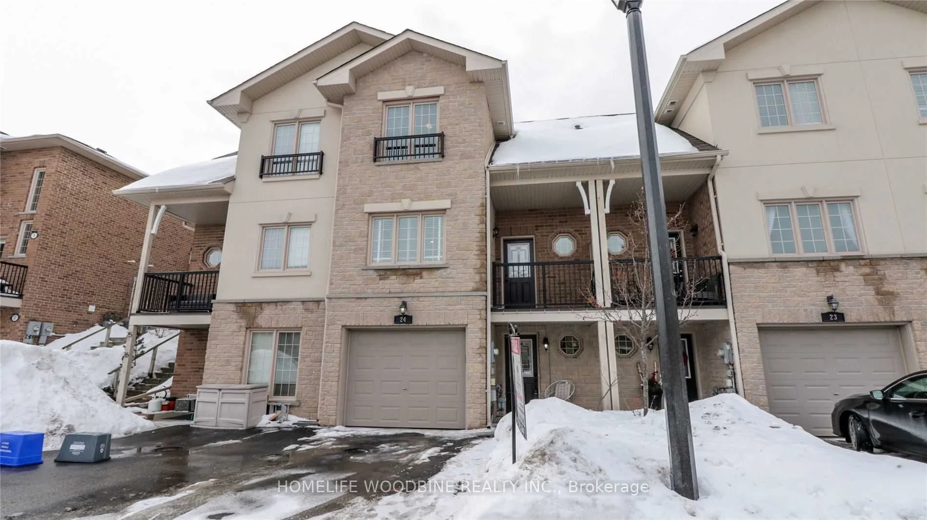 175 Stanley Street 24, Barrie, ON L4M 6V5