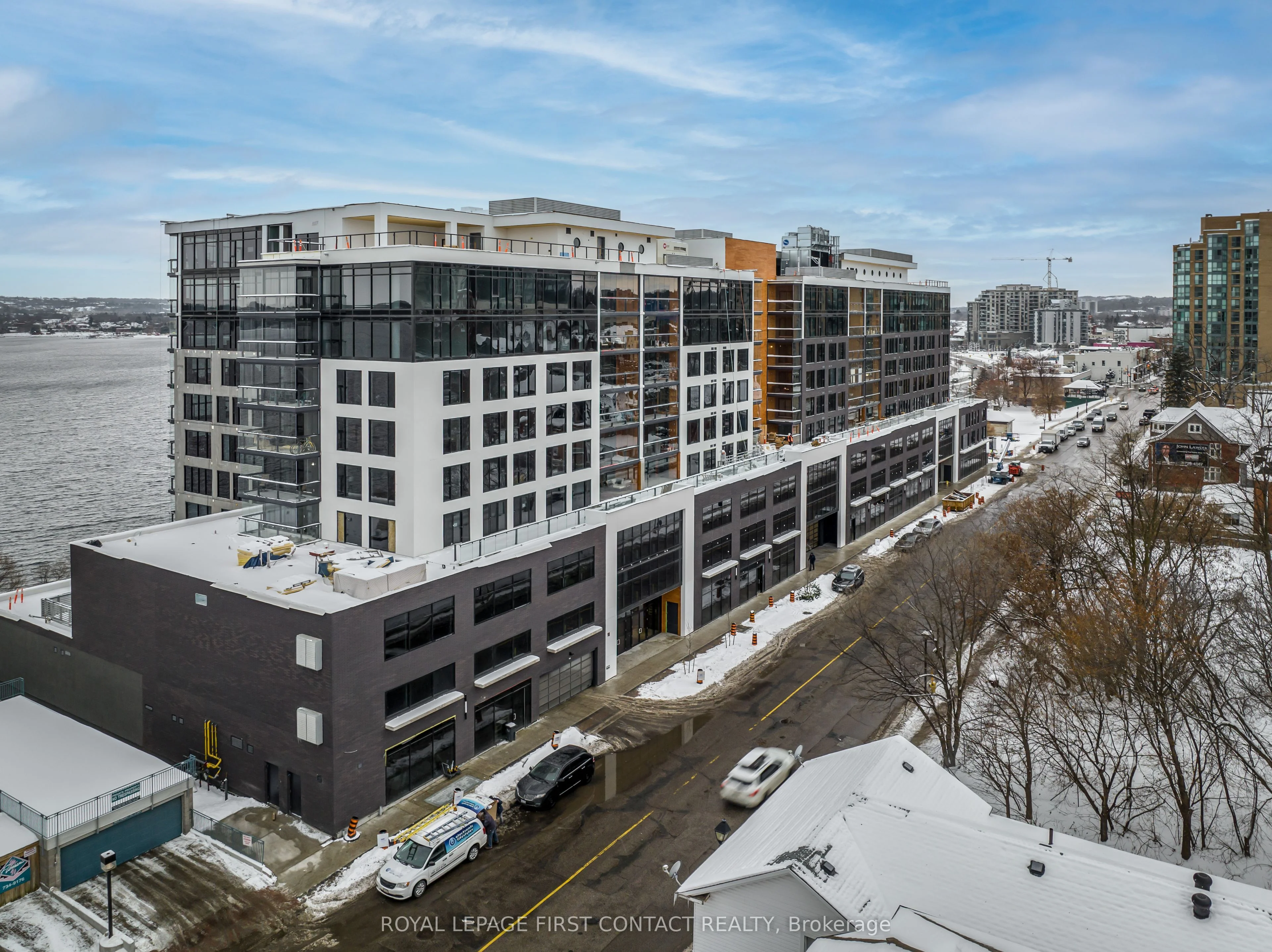 185 Dunlop Street 915, Barrie, On L4m 1b2