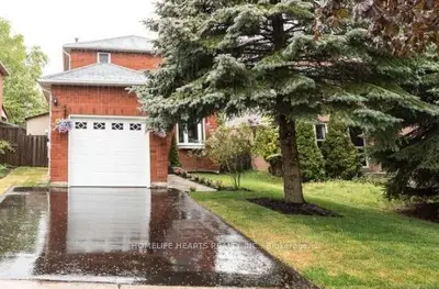 26 Porritt Street, Barrie, ON L4N 6Y3