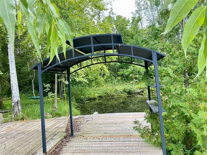 2858 Lakeshore Road E, Oro-medonte, On L3v 6h1