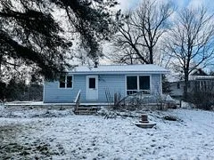 196 Paradise Avenue, Tay, On L0k 1r0