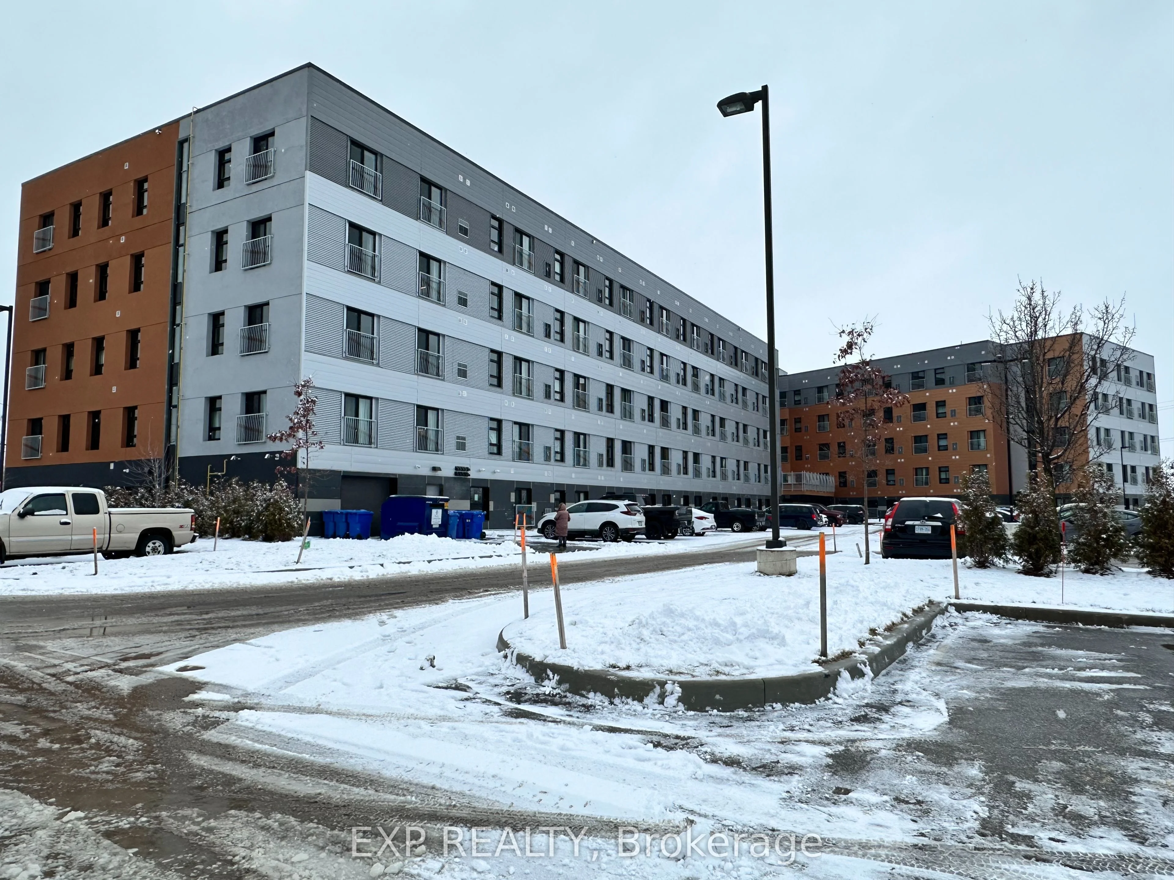 75 Barrie Road 207, Orillia, On L3v 8n5