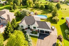 19 Butternut Crescent, Wasaga Beach, ON L9Z 0A7