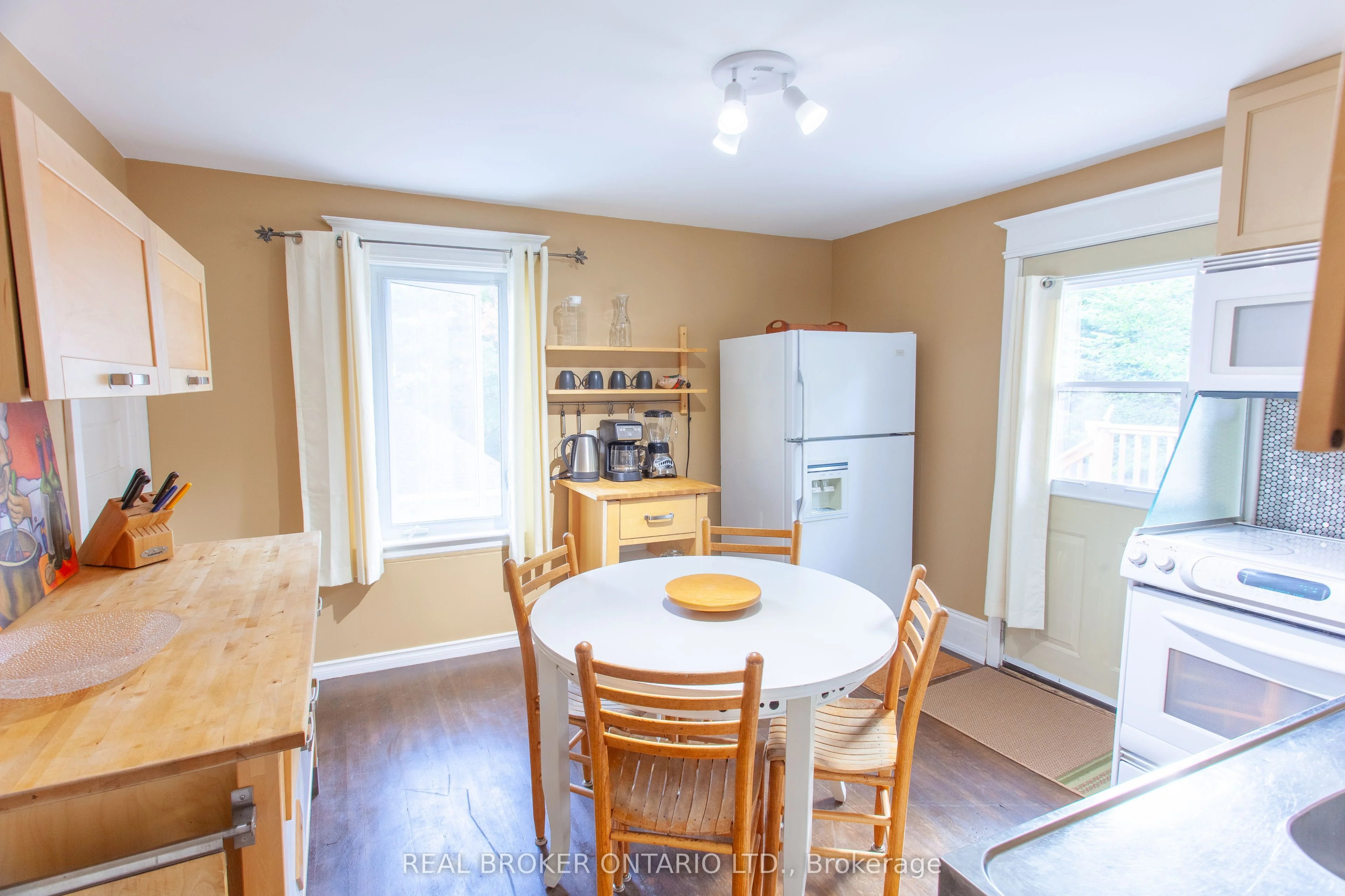 235 Laclie Street Upper, Orillia, ON L3V 4N5