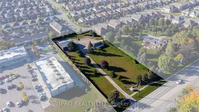 821 Big Bay Point Road S, Barrie, On L4m 4s6