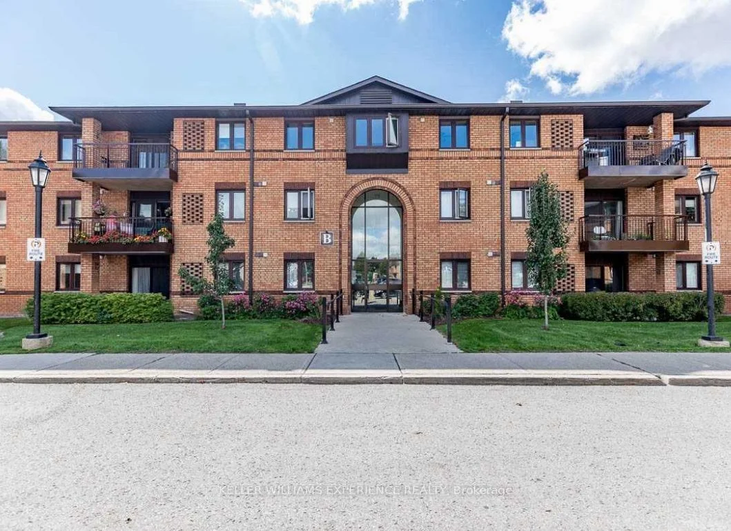 10 Coulter Street 216, Barrie, On L4n 6s1