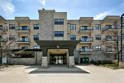 91 Raglan Street 204, Collingwood, On L9z 0b2