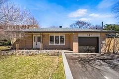 327 Duckworth Street, Barrie, On L4m 3x6