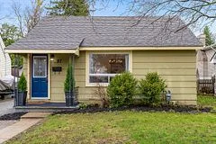 87 Ninth Street, Collingwood, On L9y 2g3
