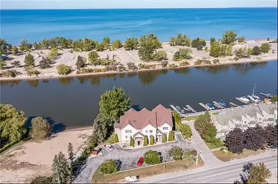 194 River Road E 1b, Wasaga Beach, On L9z 2l6