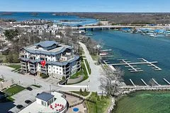 80 Orchard Point Road 301, Orillia, On L3v 1c6