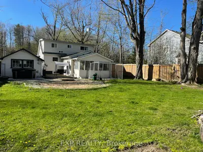 1 Bells Park Road, Wasaga Beach, On L9z 2x2