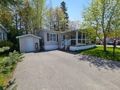 19 Topaz Street, Wasaga Beach, On L9z 1x7
