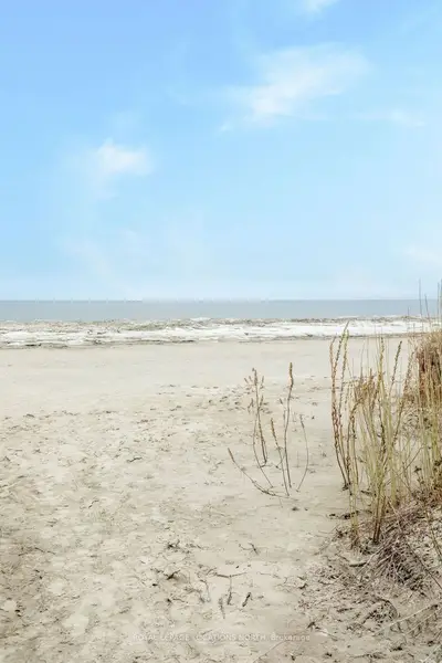 126 28th Street N, Wasaga Beach, On L9z 2e2