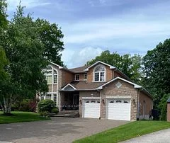38 Glen Oak Court, Barrie, On L4m 6m4
