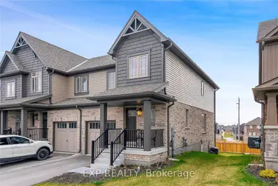 23 Archer Avenue, Collingwood, On L9y 3b7