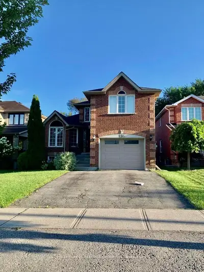 138 Country Lane Main, Barrie, On L4n 0n2