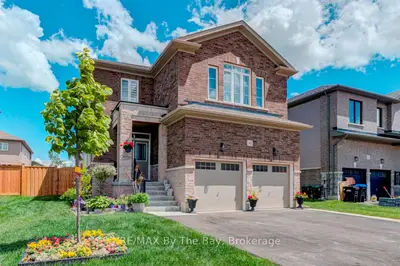 43 Autumn Drive, Wasaga Beach, On L9z 1j9