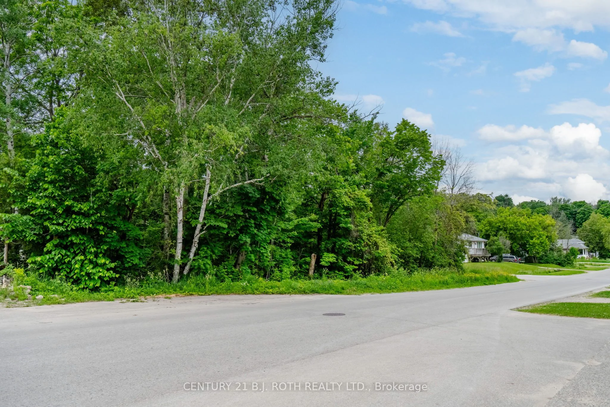 401 MCNICOLL Street, Tay, ON L0K 1R0