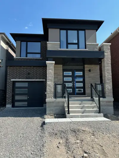 382 Madelaine Drive S, Barrie, On L9j 0y5