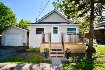 259 Russell Street, Midland, On L4r 3a1