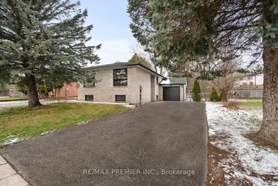 176 Letitia Street, Barrie, On L4n 1p5