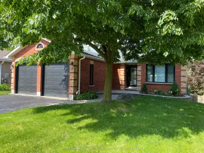 13 Lisa Jane Court, Barrie, On L4m 6m6