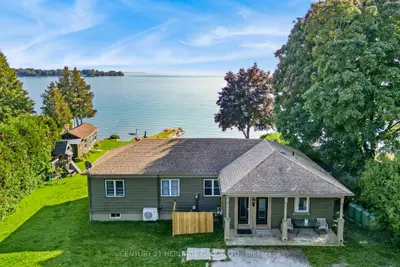 Detached in Ramara