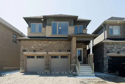 Detached in Barrie