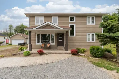 Detached in Ramara