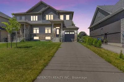 Semi-Detached in Clearview