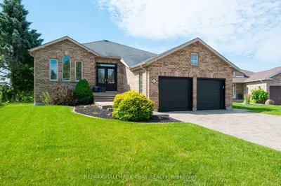 59 Logan Court, Barrie, On L4n 8g8