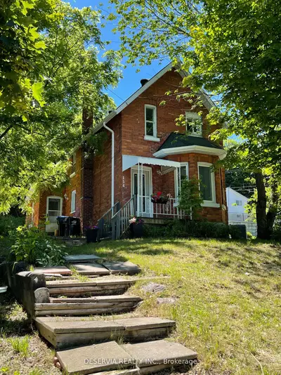 154 Sixth Street, Midland, On L4r 3x7