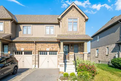 15 Archer Avenue, Collingwood, On L9y 3b7