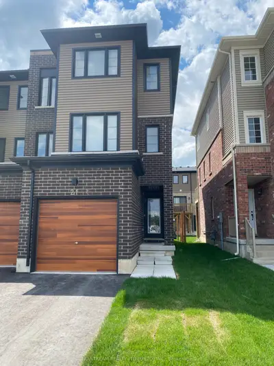 21 Tobias Lane, Barrie, On L9j 0c2