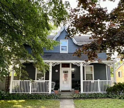 Duplex in Clearview