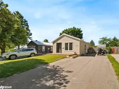 Detached in Barrie